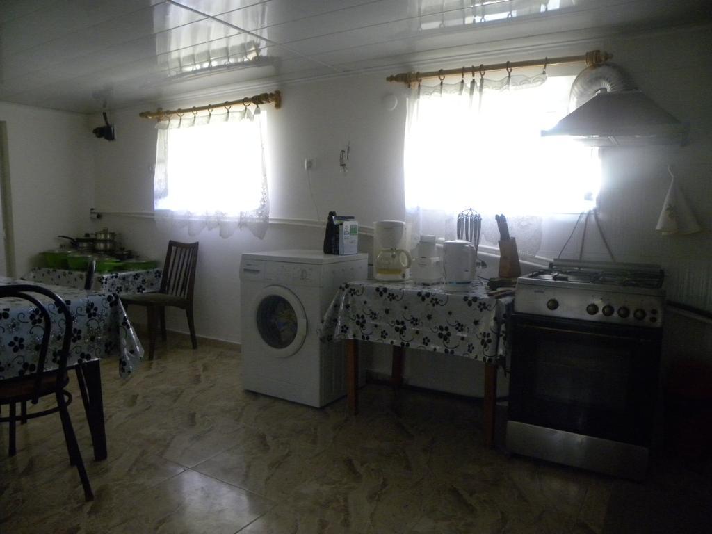 Mikheil Pitskhelauri Guest House Kazbegi Eksteriør bilde